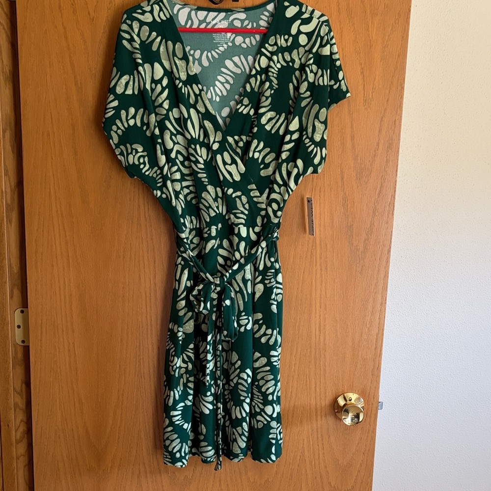 Nine West Dark Green and Cream Printed Dress
